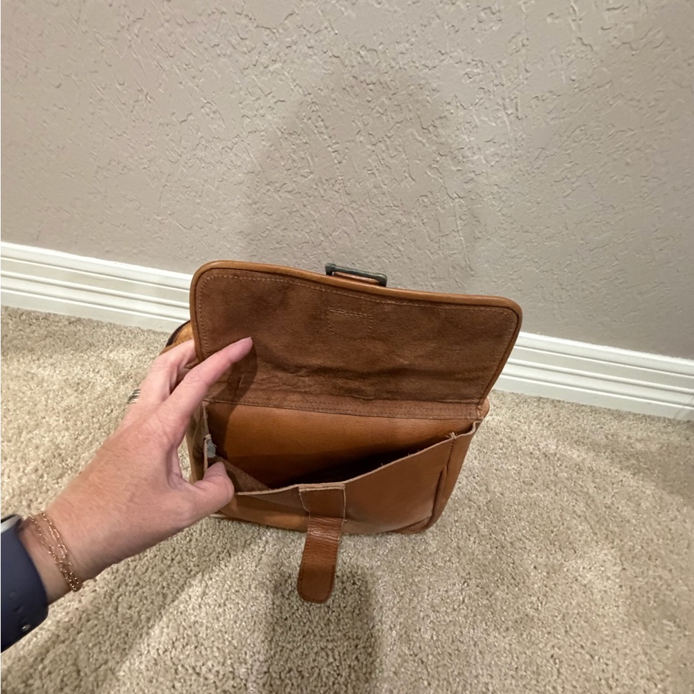 Genuine Leather Crossbody / Backpack - Picture 7 of 7